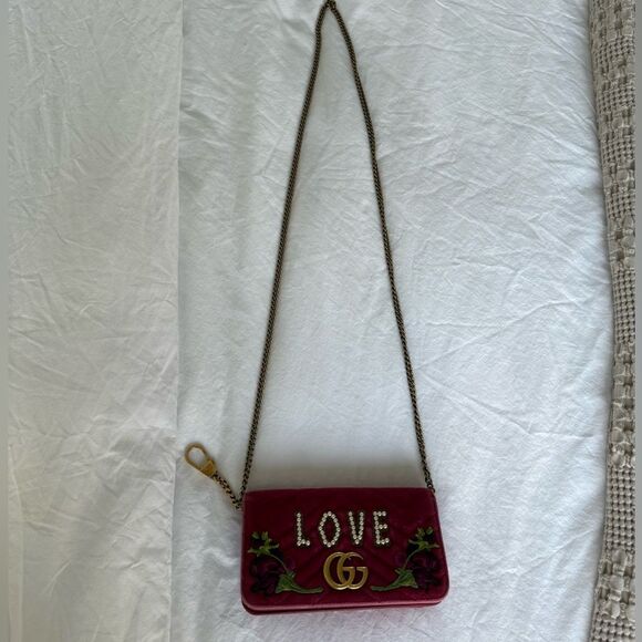 Gucci Marmont Pink Velvet Crossbody bag LOVE Floral Embroidered Limited Edition - Picture 9 of 10